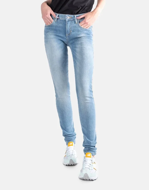 Guess Anette Mid Rise Jeans Fashionable White Denim Jeans