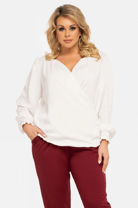 Plus size blouse Karko Classic Minimalist Blouse