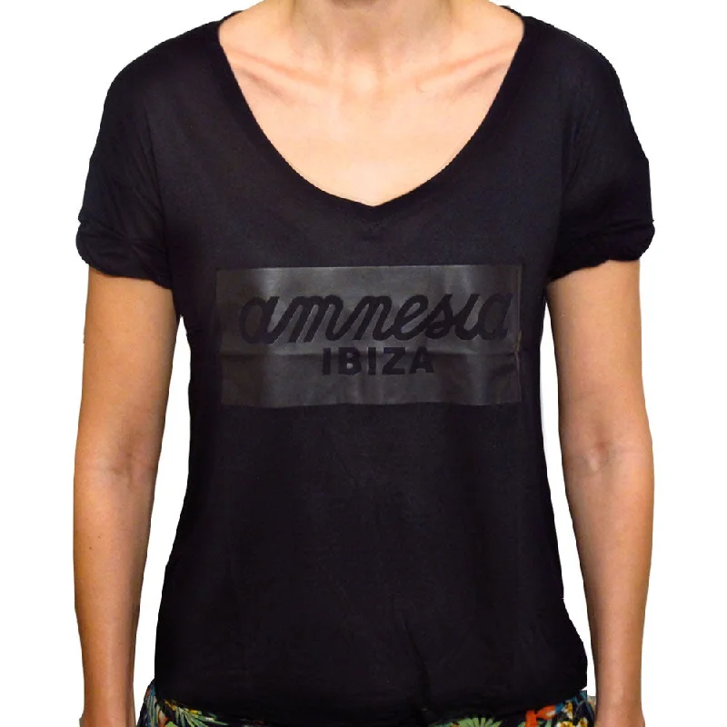 Amnesia Ibiza Women's T-shirt with Leather Look Logo Modern Contemporary Chic