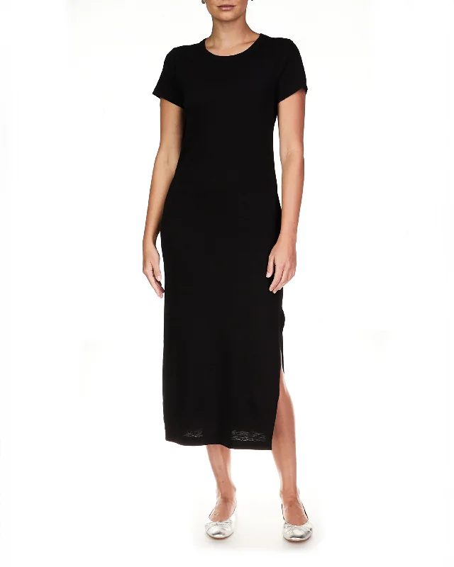 Sanctuary Bring Me Back Maxi Dress in Black Comfortable Satin Maxi Dress